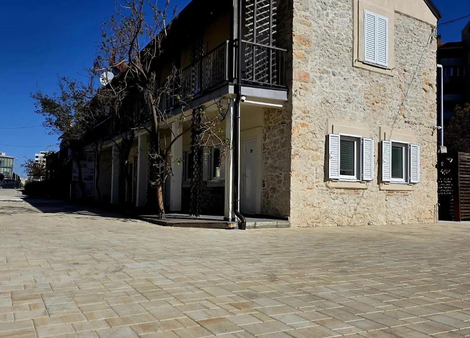 Guverna New City Accommodation 0*, Zadar