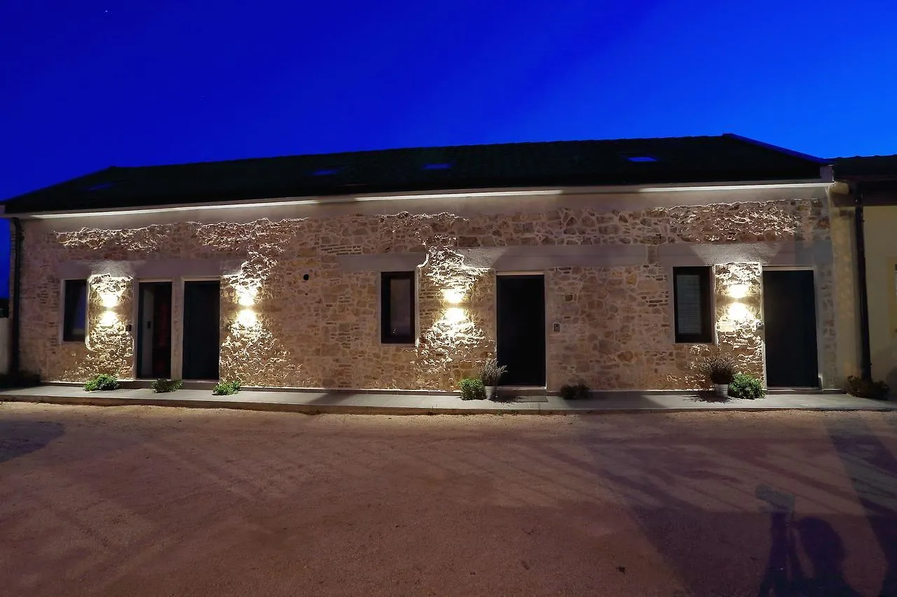 Apartman Guverna New City Accommodation