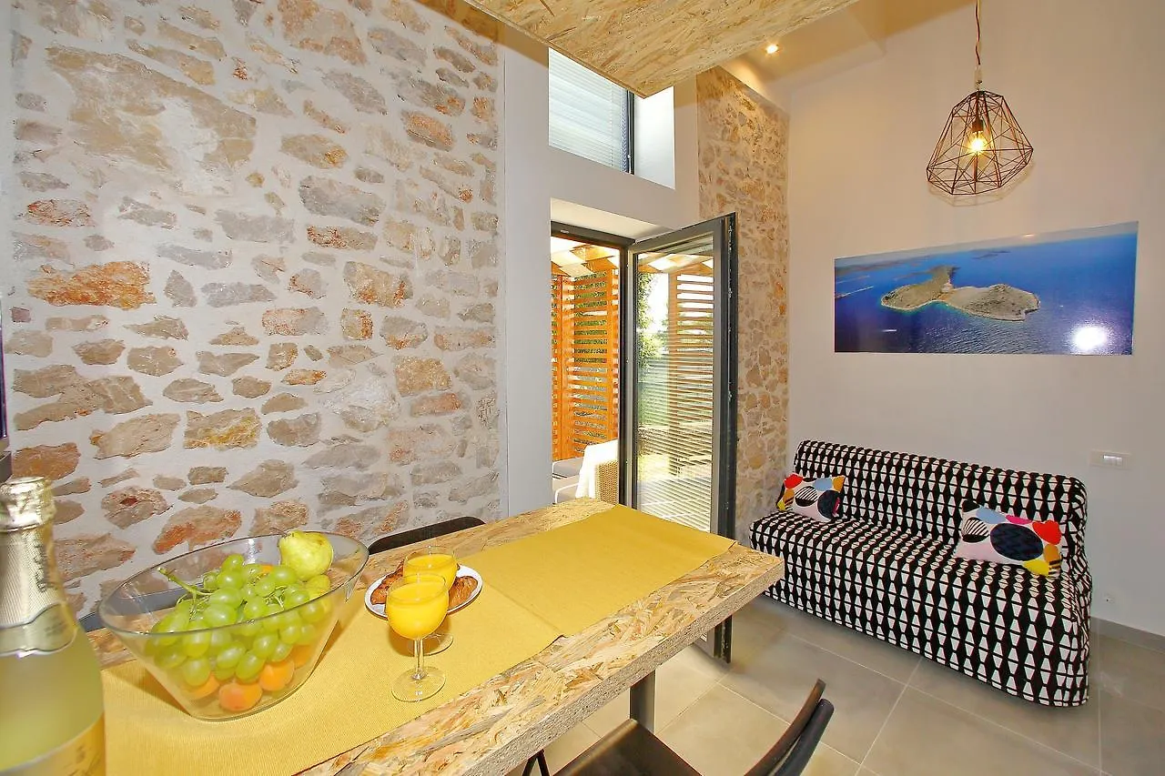 Guverna New City Accommodation 0*, Zadar Croatia