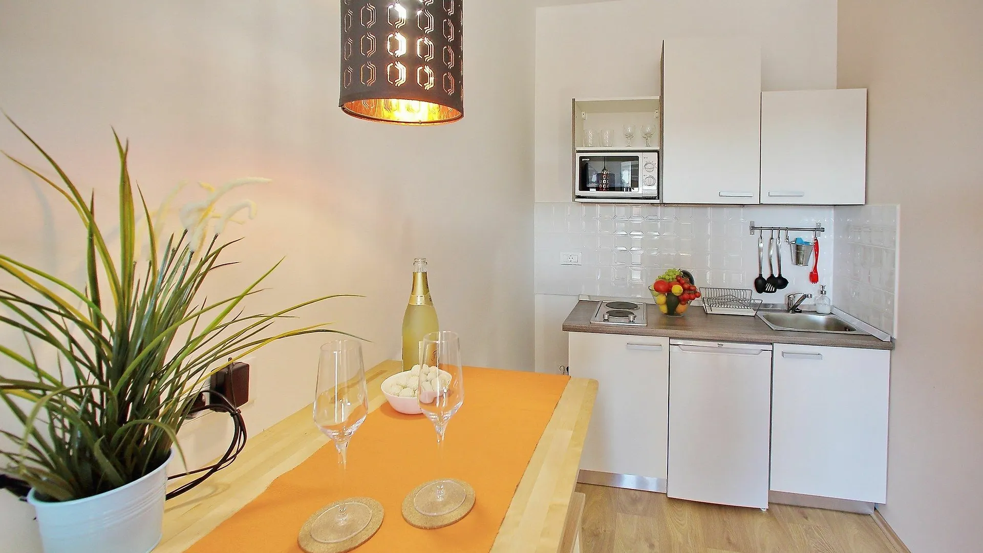 Guverna New City Accommodation Zadar Croacia