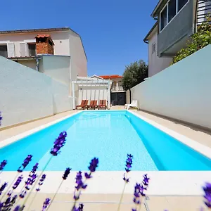 Willa Klaudia With Pool, Zadar